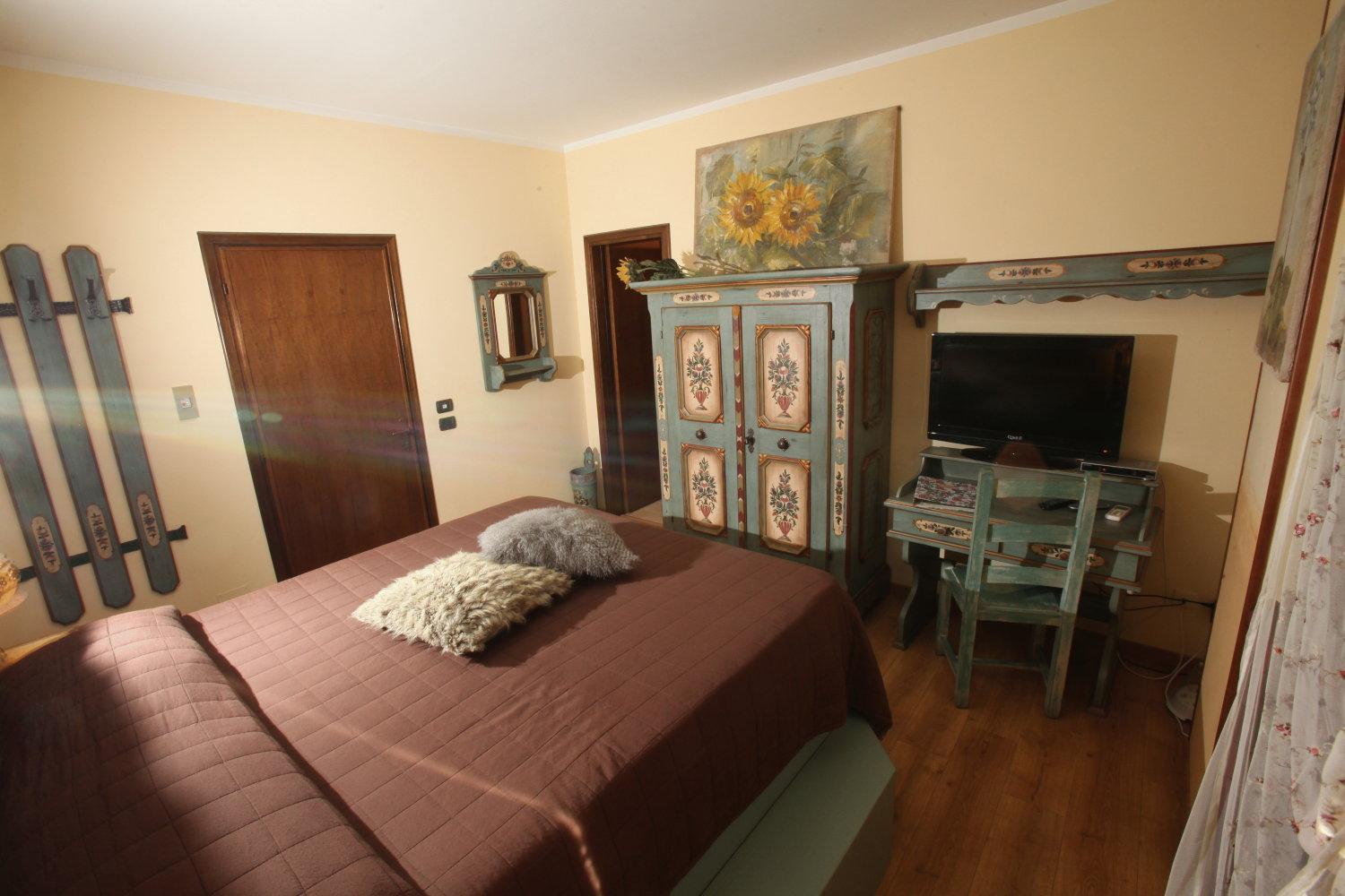 Hotel Manuela Le Quattro Coppe Desenzano del Garda Exterior foto