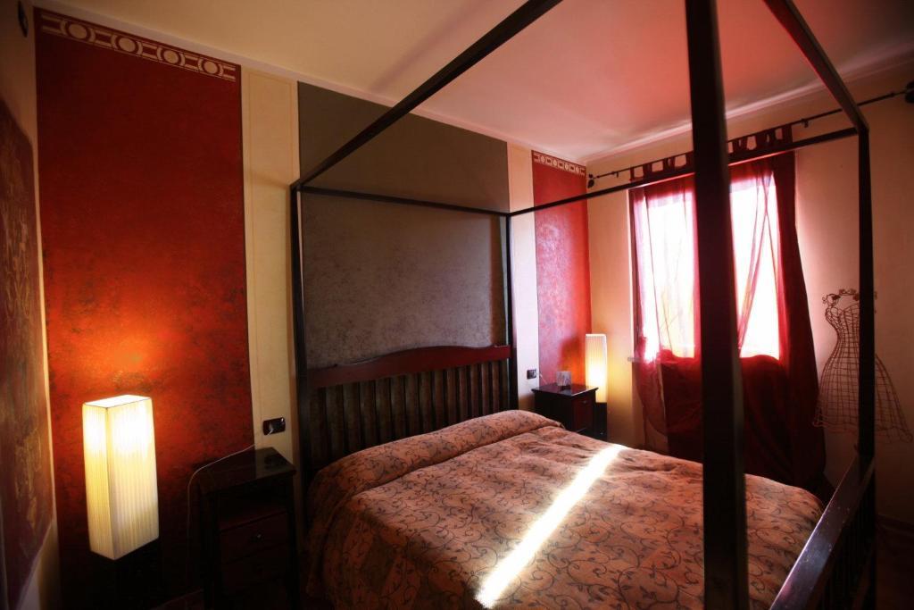 Hotel Manuela Le Quattro Coppe Desenzano del Garda Exterior foto